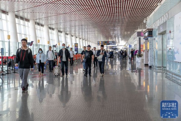 启运配资 辉煌60载&#32;魅力新西藏丨今年上半年西藏民航旅客吞吐量370万人次